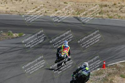 media/Apr-20-2025-AHRMA (Sun) [[393a79c373]]/Race/Group 10/Turn 4b/